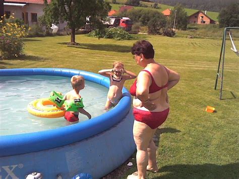 Access and share logins for rajce.idnes.cz. Osvěžující koupel - bazén u tety - dedek-kutil - album na ...