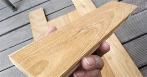 Tampilan tak jauh beda dengan lantai kayu solid namun harganya jauh lebih miring. Harga Lantai Kayu Mini Flooring Grade A Ukuran Lebar 7cm ...