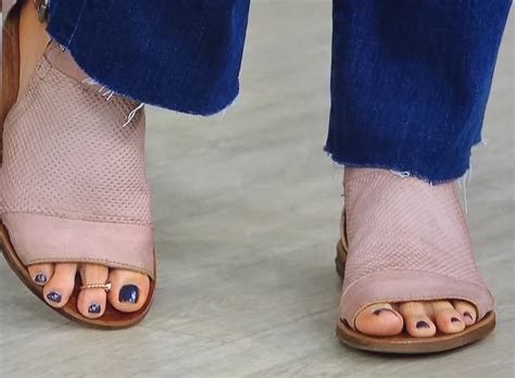 Her husband is a real estate businessman. Amy Stran's Feet