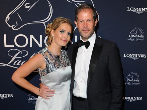 There are no details on how and where boyfriend michael proposed to lady kitty. Lady Kitty Spencer: Massive diamond ring sparks royal ...