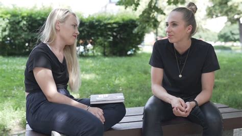 See if your friends have read any of barbora votíková's books. YouTube Talks: Youtuberka Bára Votíková řekla pravdu o své ...