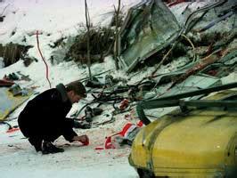 Quella testimonianza fu raccolta nel febbraio 1998, subito dopo la seconda tragedia del cermis, quando un'altra funivia precipitò dopo schweizer morì poco dopo la seconda tragedia del cermis. 40 anni fa la prima tragedia del Cermis - Corriere.it