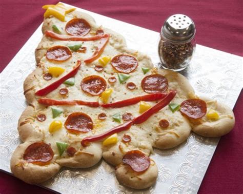 After all, christmas should be a time when you can gather with loved ones and reflect on the blessings of the past year. Christmas Tree Pizza Fun dinner idea for Christmas eve ...