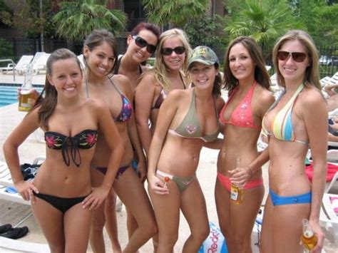 A place to share pictures of beautiful girls who are visibly in sororities (sorority shirts, signs, hand signs, etc). Sorority Girls Out At The Pool - Picture | eBaum's World