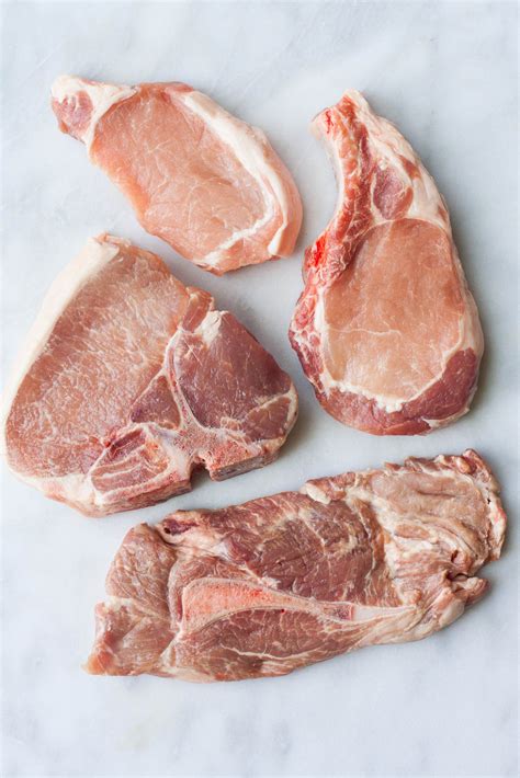 I have listed five chops in the diagram, but only the middle three should be considered real chops and will all i had a center cut bonless pork loin roast that i wasn't sure what to do with. Center Cut Pork Loin Chop Recipe - Grilled Pork Chops ...