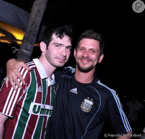 €8.00m * apr 25, 1998 in campina grande, brazil Aslan Cabral, gay assumido do 'BBB13', mora com namorado ...