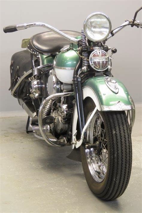 Although these engines differed significantly from the evolution engine, which in turn was derived from the series of single. Harley Davidson 1947 EL Knucklehead 2806 - Yesterdays