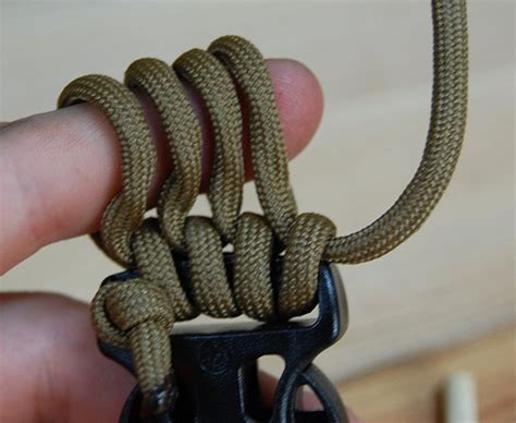 Check out these badass paracord projects where you will learn how to make braided bracelets, lanyards, belts, and other decorative items. How To Make A Paracord Belt: Step-By-Step Instructions | DIY Projects