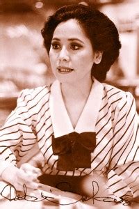 Naoko nemoto atau ratna sari dewi atau lebih dikenal sebagai dewi soekarno menikahi presiden soekarno tahun 1962 ketika. Ratna Sari Dewi Soekarno Istri Presiden Tercantik ...