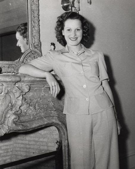 .just carry plates for me': Maureen O'Hara | Maureen o'hara, New ross, Vintage hollywood