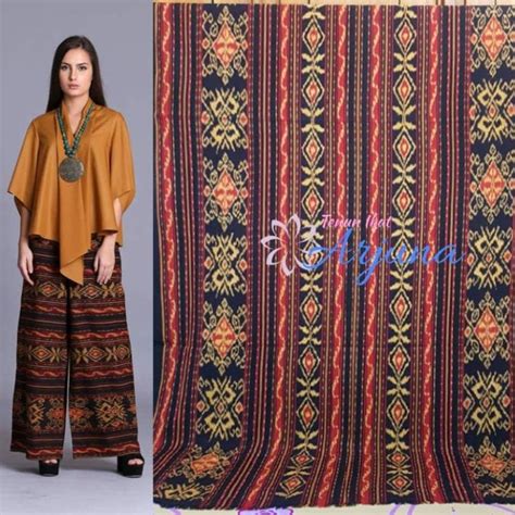 Model baju batik kombinasi kain polos untuk wanita batik tulis. Model Atas Bawah Dari Kain Tenun - Mengenal Kain Tenun ...