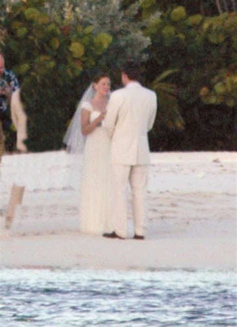 We did not find results for: First Comes Love Then Comes Divorce: A Look Back At Jennifer Garner And Ben Affleck's Wedding