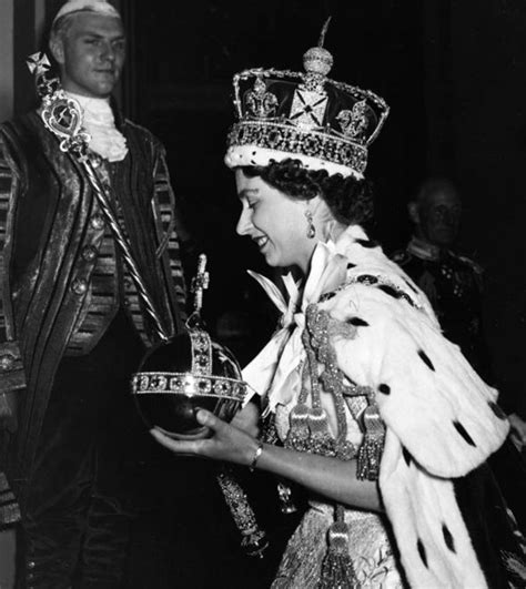 Queen elizabeth remains the only female royal family member to have entered the armed forces, and is currently the only living head of state who officially served in world war britain's queen elizabeth ii rides a horse side saddle and salutes during a trooping of the colour ceremony in london in 1952. Royal House of Windsor: Prince Philip demanded Queen ...