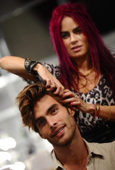 Cuando le propuse navegar juntos a una joven. Picture of Jon Kortajarena