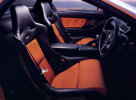 The nsx type s features a number of custom parts that make it more fun to drive: ホンダ NSX | LA-NA1 / LA-NA2型 | 2001年12月版 カタログ