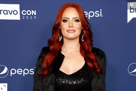 See full list on wealthypersons.com Kathryn Dennis Height, Age, Husband, Biography, Wiki, Net ...