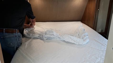 Do you suppose sheets for tempurpedic mattress looks great? Easy way to install a fitted sheet on a mattress in a ...