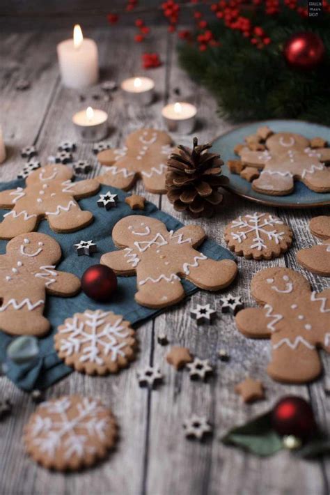 Weitere ideen zu tortendeko, kuchen mit fondant, tortendekoration. Einfache Lebkuchenmänner mit Zuckerguss | Lebkuchenmann ...