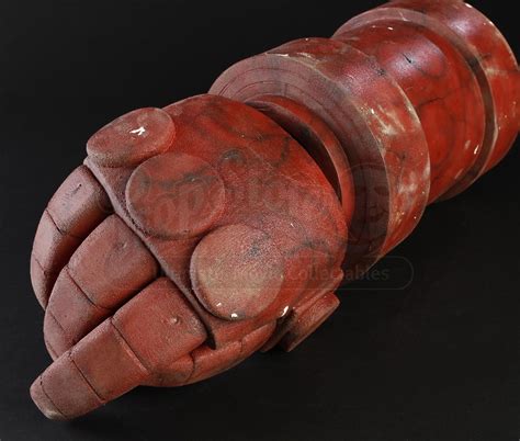 And trust us when we say that the hand is nothing to scoff at when you see it in action. HELLBOY (2004) - Hellboy's (Ron Perlman) Right Hand of Doom Mock-Up - Price Estimate: $1000 ...