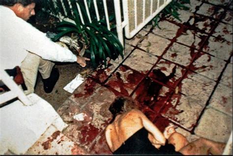 We've all seen crime scenes, on the news with blurred out faces, however, it's rare that we get a raw glimpse into the phenomena that is murder. 1000+ images about OJ Simpson Murder Case Photos on ...