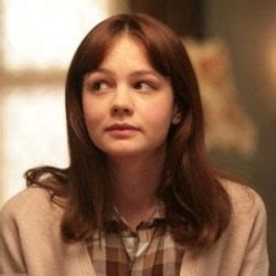 Carey mulligan is a british actress, voiceover artist, theatre artist, and producer who made her theatrical film debut as catherine kitty bennet in the 2005 romantic drama film, pride & prejudice. Carey Mulligan Deals With Sex Addiction In Shame - CINEMABLEND