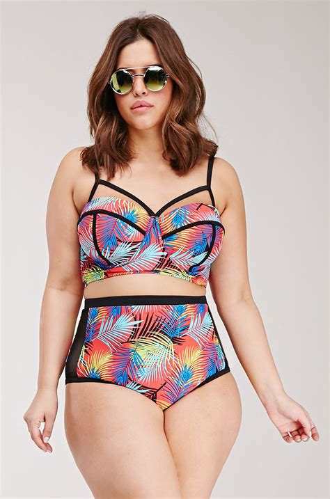 Des maillots de bain jusqu'à la taille xxxl. Maillot de bain grande taille, on pense de plus en plus à vous