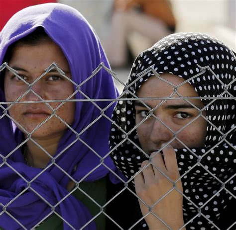 Sklavenhandel: Terrormiliz IS verkauft Frauen an syrische Kämpfer - WELT