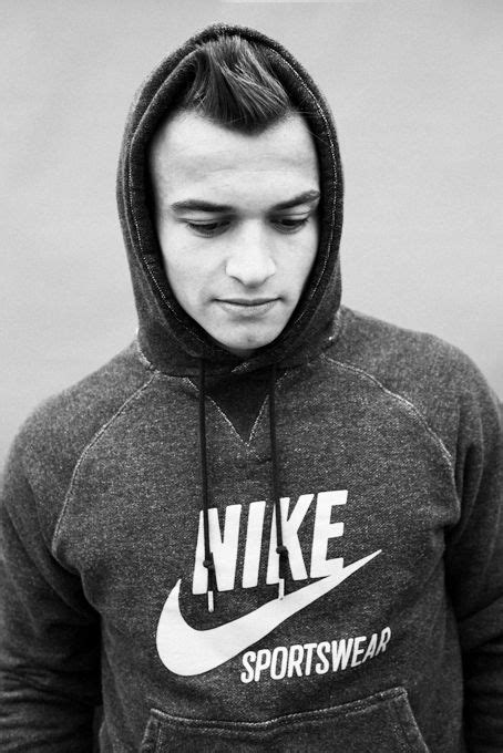 See what lona shaqiri (aulona_shaqiri) has discovered on pinterest, the world's biggest collection of ideas. Xherdan Shaqiri | Sportswear, Men, Soccer