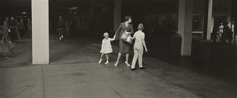 Garry Winogrand's Photographs Contain Entire Novels ...
