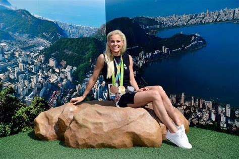 Pernille blume wins gold for denmark in the women's 50m freestyle final in rio 2016. Blume: Min kæreste sagde, jeg ville vinde guld! - Ekstra ...