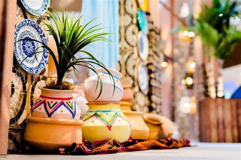 There are many ideas for you to choose from including 3d robots, animals, characters and objects, automata, mechanisms and much more! Pin by Albert88 on hari raya decor | Table decorations ...