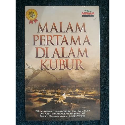 Tapi, seperti dikisahkan dr aidh al qarni dalam bukunya sentuhan spiritual terbitan al qalam, ketika umar bin abdul aziz memangku kekhalifahan dan menjadi penanggung jawab urusan kaum muslimin, ia meninggalkan semua itu, sebab ia ingat malam pertama di dalam kubur. 35+ Trend Kata Kata Alam Kubur Terkeren - Gokilkata2