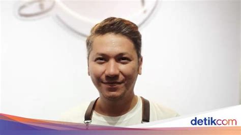 Video syur mirip gisel jadi trending topik di twitter video mirip artis gisel yg berdurasi 19detik menjadi viral di twitter, jadi. Gading Marten Semprot Netizen yang Sindir Video Seks Mirip ...