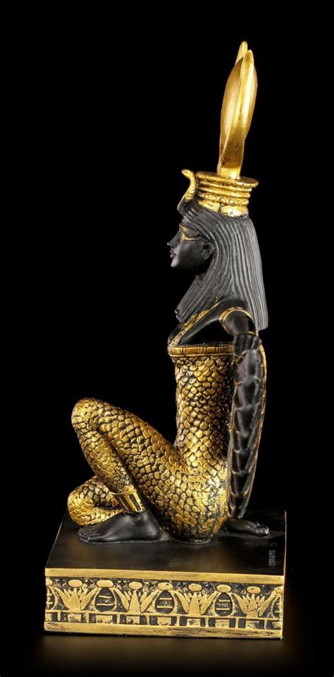 Sie stellte nun einen sogenannten „klagevogel dar, der um den verstorbenen gott osiris trauert und schützend seine schwingen über. Ägyptische Isis Figur schwarz-gold - Ägypten Deko Göttin ...