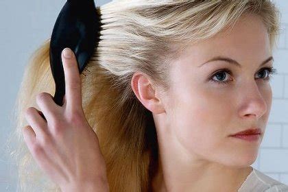 Un autre type de chute cheveux à la fois durable et localisée sur. Prévenir la chute de cheveux chez la femme