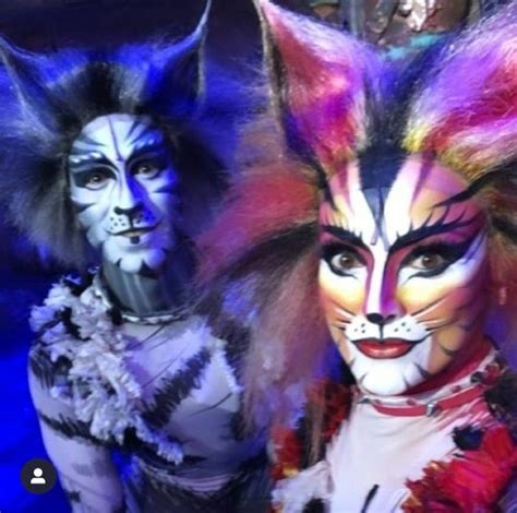 Cats began its run in london's west end in 1981, and it took 20 years to wheel the auidence out of the theater. Pin en The other man in my life... (aka The Munkushrine)