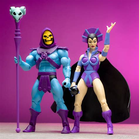 Maybe you would like to learn more about one of these? Evil-Lyn - Masters of the Universe Club Grayskull In-Hand ...
