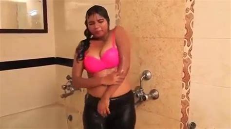 No condom, no pill, no problem!! Hot indian desi aunty shows big boobs in bathroom - Free ...
