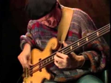 Incredible lesson leading to orgy. Bass Lesson Jaco Pastorius - modern electric bass (With ...