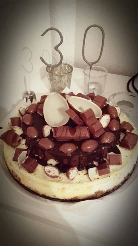 Check spelling or type a new query. Kinderriegel Torte aus einem New York Cheese Cake Kuchen ...