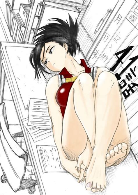 To make matters worse, as yaoyorozu already had ten fingers crawling all over her feet.the feeling doubled and all of a sudden she had twenty fingers crawling on her feet! モモ | Wiki | Anime Amino