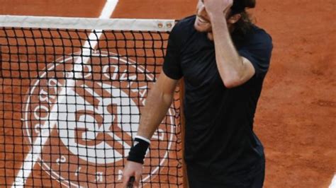 Stefanos tsitsipas face mask , tsitsipas face mask Coaching a family affair for Tsitsipas | 7NEWS.com.au