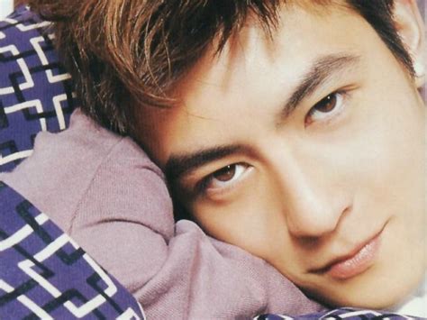 Okay first edison chen went to get his computer fix. New Scandal : Intimate Photos of Edison Chen with a 16 ...