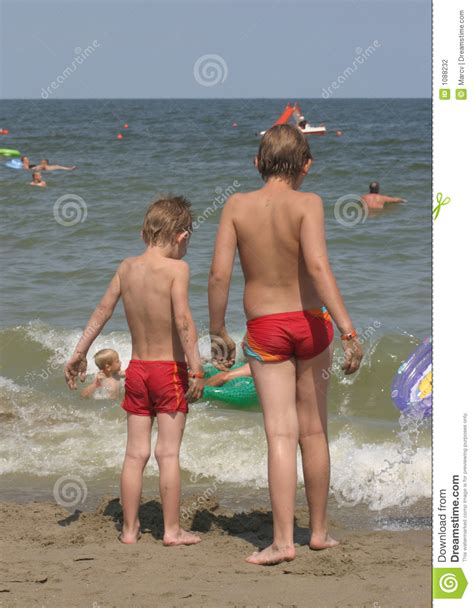 We have hidden camera, spy, public, outdoor, beach and amateur categories. Due Ragazzi Alla Spiaggia, Fissante Al Mare Fotografia ...