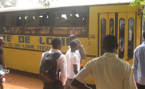 The university of lomé is the largest university in togo. Béni Sylvestre, Journaliste bilingue, - Page 6