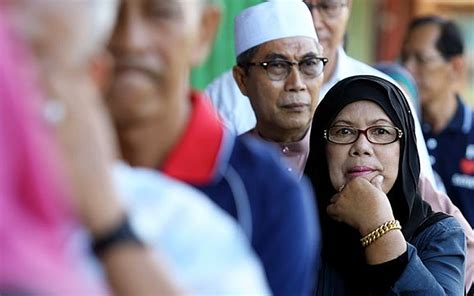 Anda akan berlibur ke negara malaysia? Umno-PAS perlu henti 'tunggang' Melayu demi agenda kuasa ...