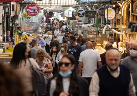 הגעה של תלמידים לקמפוס לצורך. זיוף תעודות מתחסן ותו ירוק: בן 21 מטבריה נעצר בחשד לזיוף ...