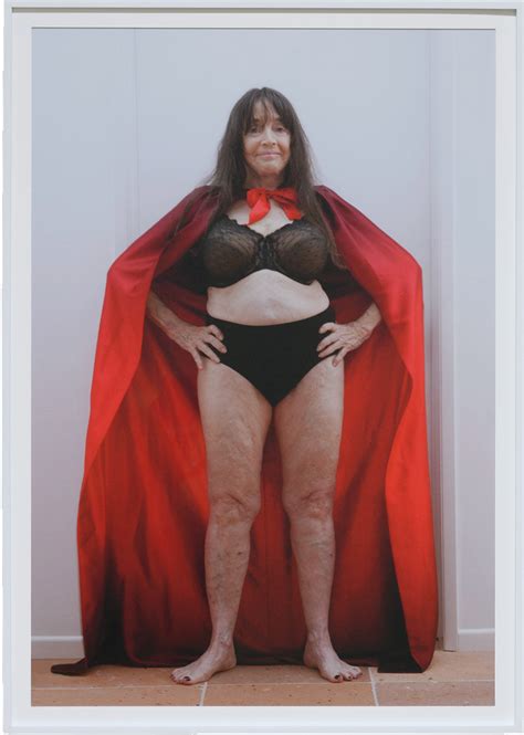 È il sito di un gruppo di persone, single, coppie e famiglie, che hanno in comune la passione di stare nudi. Stunning teen hairy vintage nudisten young