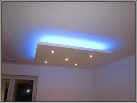 Selbstverständlich gibt es auch die möglichkeit einen kompletten raum indirekt von der decke aus zu beleuchten. Indirekte Beleuchtung Led Decke Selber Bauen Download Page ...