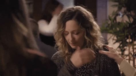 Reckelberg judy on seotud selle ettevõttega. Judy Greer GIFs - Find & Share on GIPHY